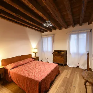 Mercerie E Capitello Apartments Venise