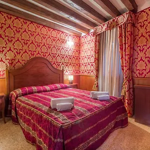 Home Venice Apartments - Piazzale Roma Apartamento Venecia