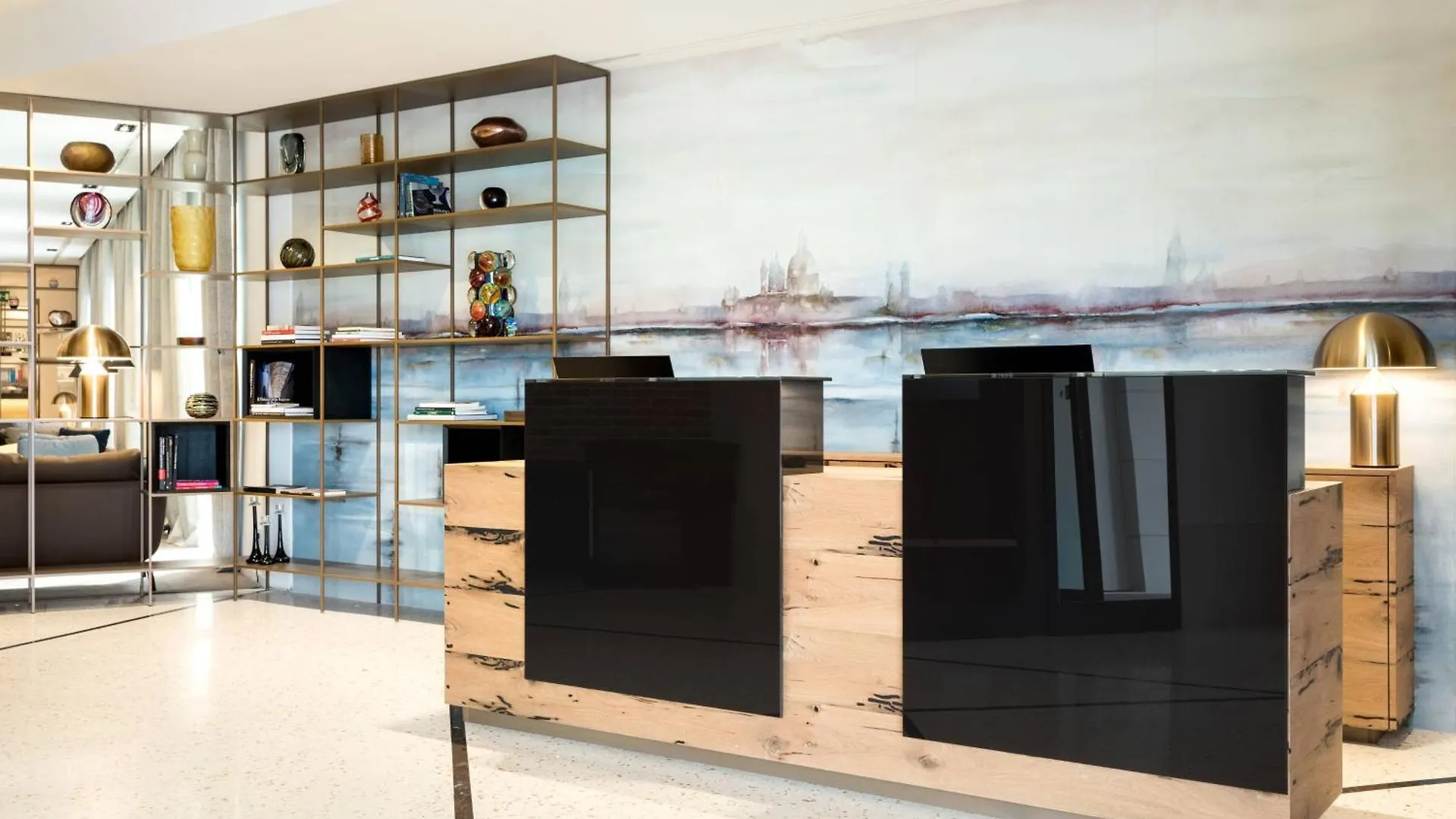Ac Hotel Venezia By Marriott 3*, Venise